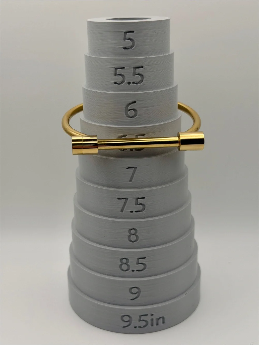 Gold-Tone Minimalist Screw Bar Bangle Bracelet | 6.5